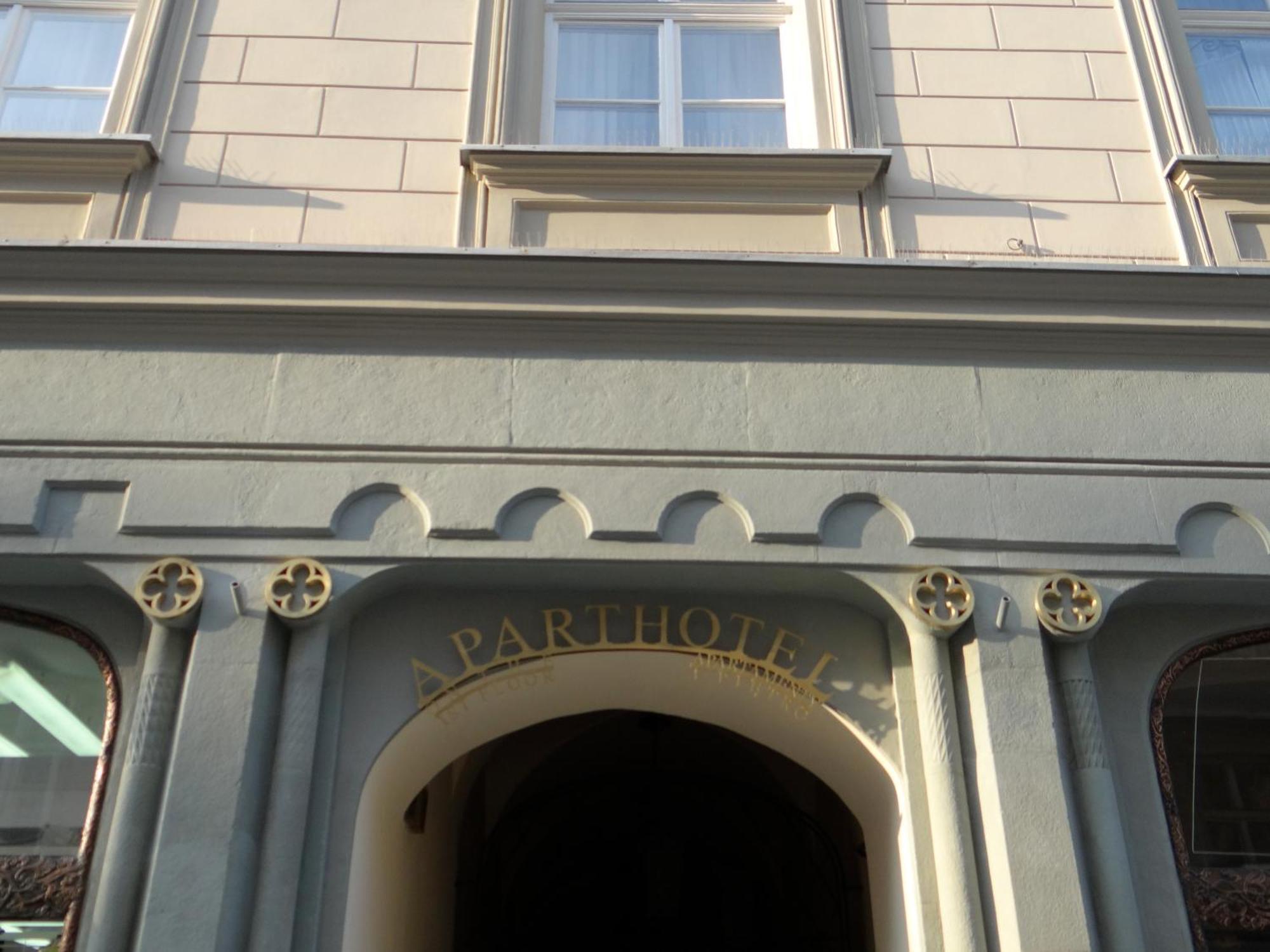 Boutique Aparthotel Krakau Exterior foto